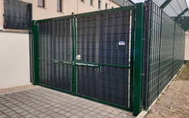 Den Artikel lesen: Sichtschutz auf Rolle...